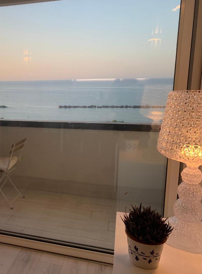 Splendido appartamento fronte mare Termoli Esterno foto